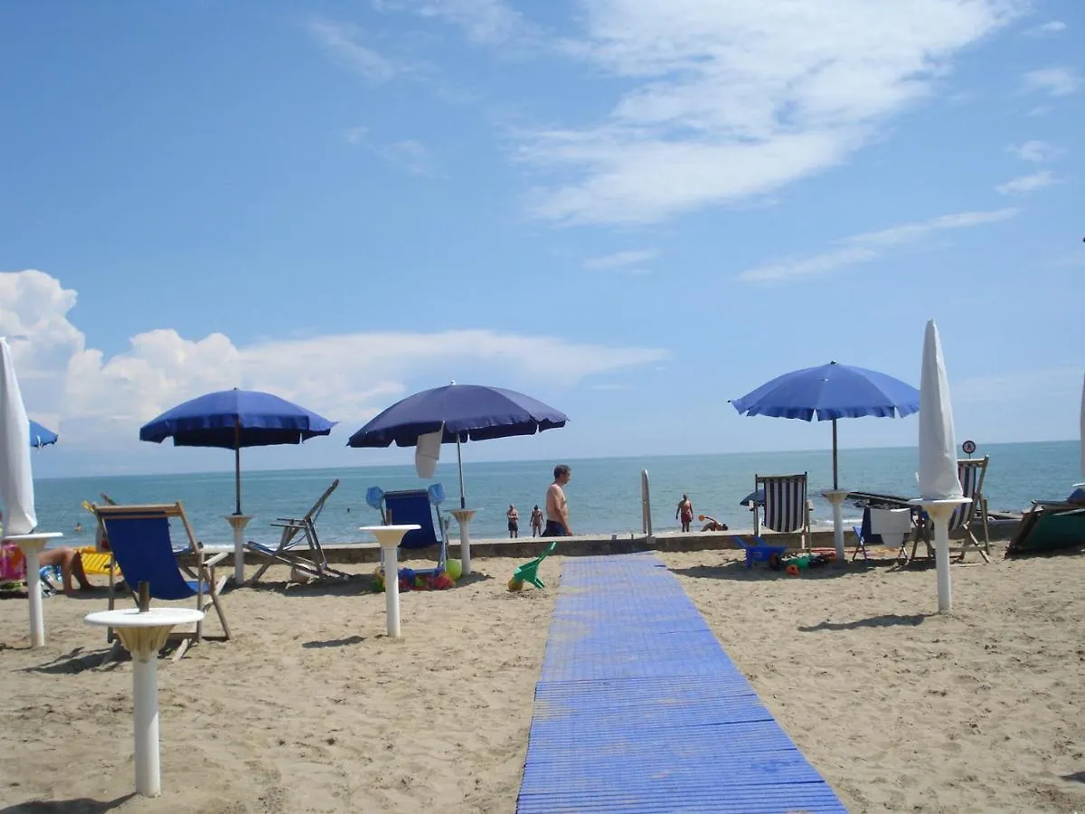 Appartement Seaview Flat Just 70M From The Sea à Porto Santa Margherita