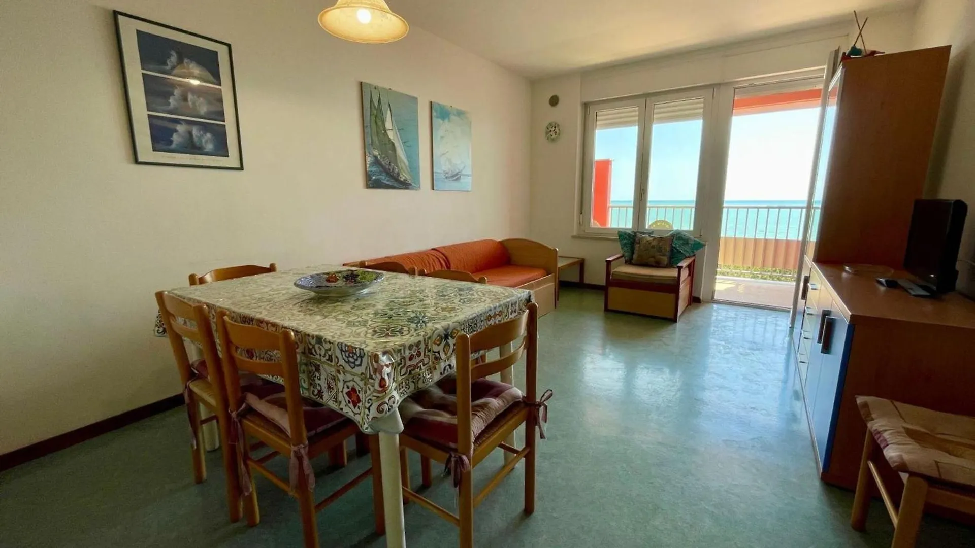 Appartement Seaview Flat Just 70M From The Sea à Porto Santa Margherita 0*,